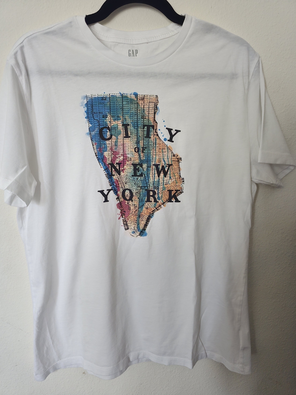 GAP White 'City of New York' Graphic Tee